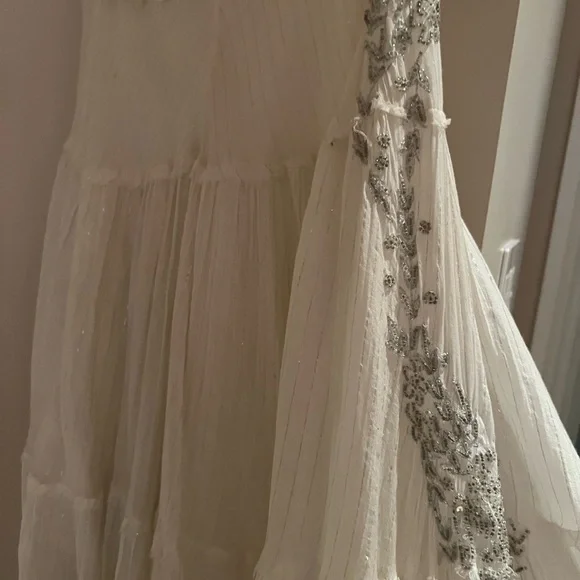 bebe Ivory Maxi Skirt with Metallic Details - Picture 4 of 10